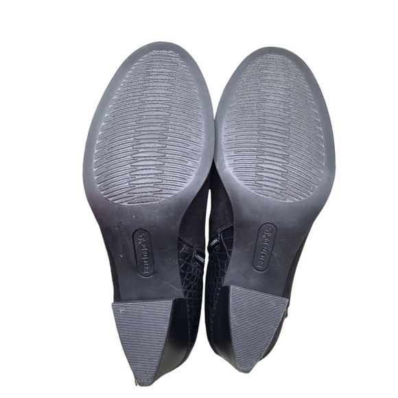 Baretraps Lexis Block Heel Bootie Black Size 7 1/2 Medium - Picture 11 of 15